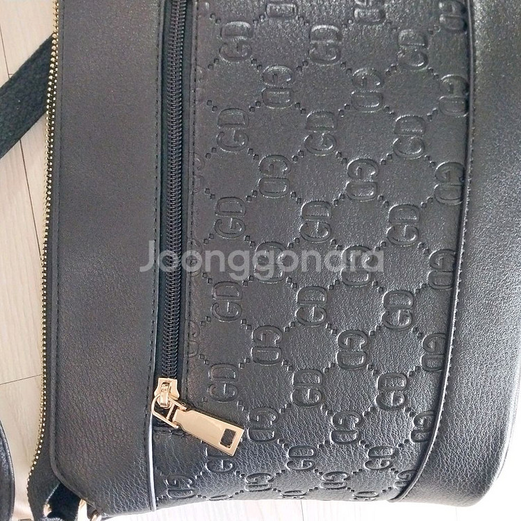 블랙패턴소가죽크로스백--3