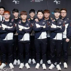 킹존 롱주 유니폼 자켓 전부 구매합니다