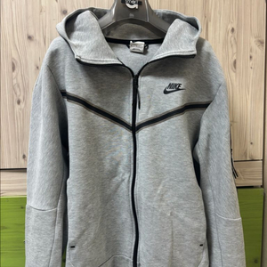 나이키 테크 플리스