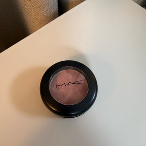 맥 다블링 아이섀도우