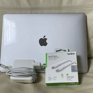 맥북프로 13인치 터치바(i7/16G/1TB) 새배터리