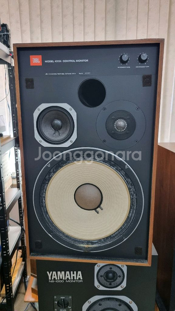 JBL 4312A 컨트롤 모니터 스피커 우드형 팝니다--1