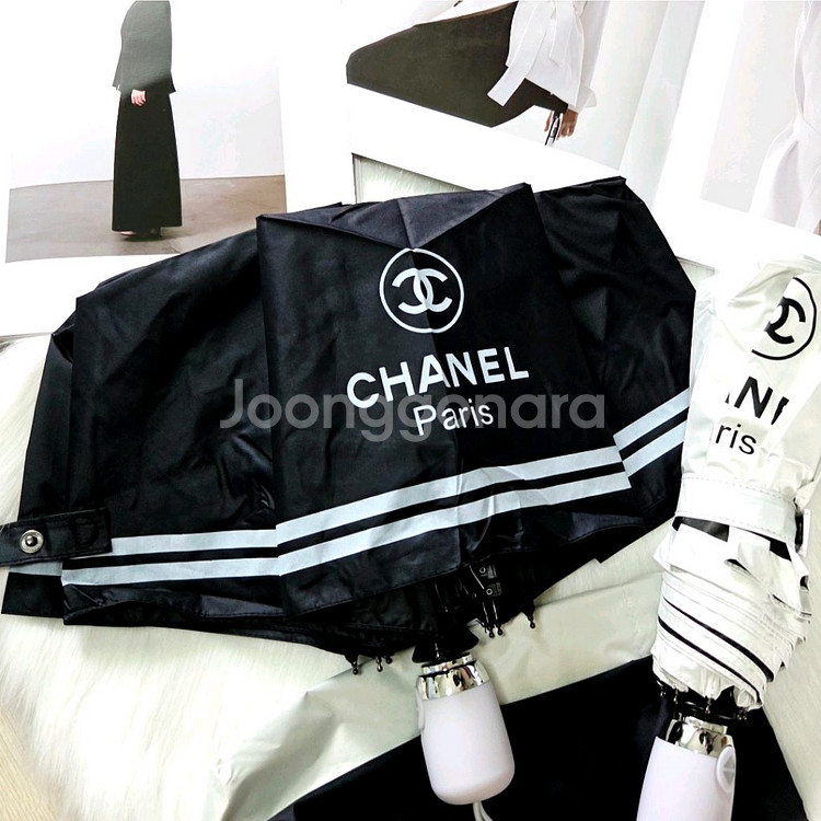 샤넬 우산/양산 겸용 <<화이트>>선물용도 새상품 무배--1