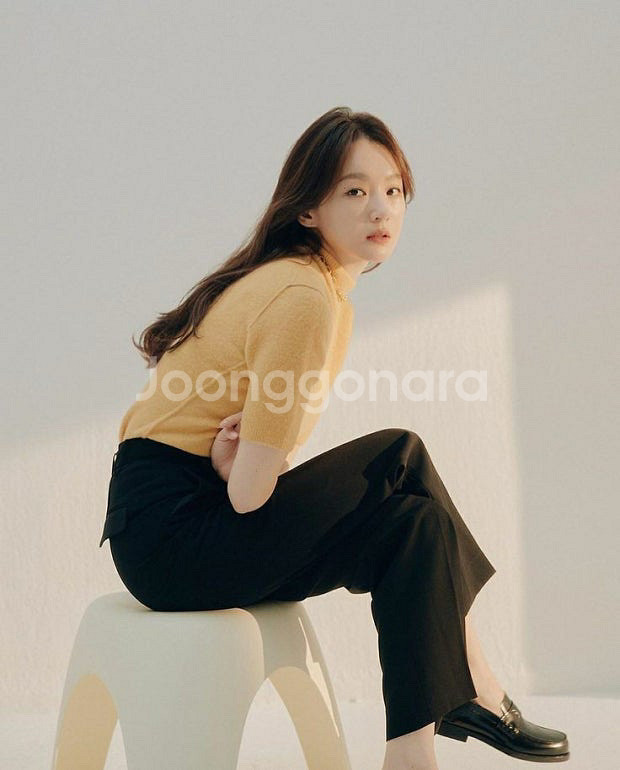 아비에무아 미모사 강민경 터틀넥 니트 게드 얼바닉30--1