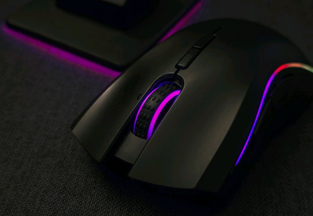 레이저 맘바 무선 게이밍 마우스 2016+무선 충전 독--2