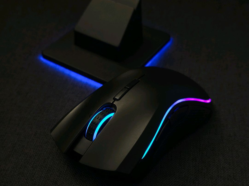 레이저 맘바 무선 게이밍 마우스 2016+무선 충전 독--1