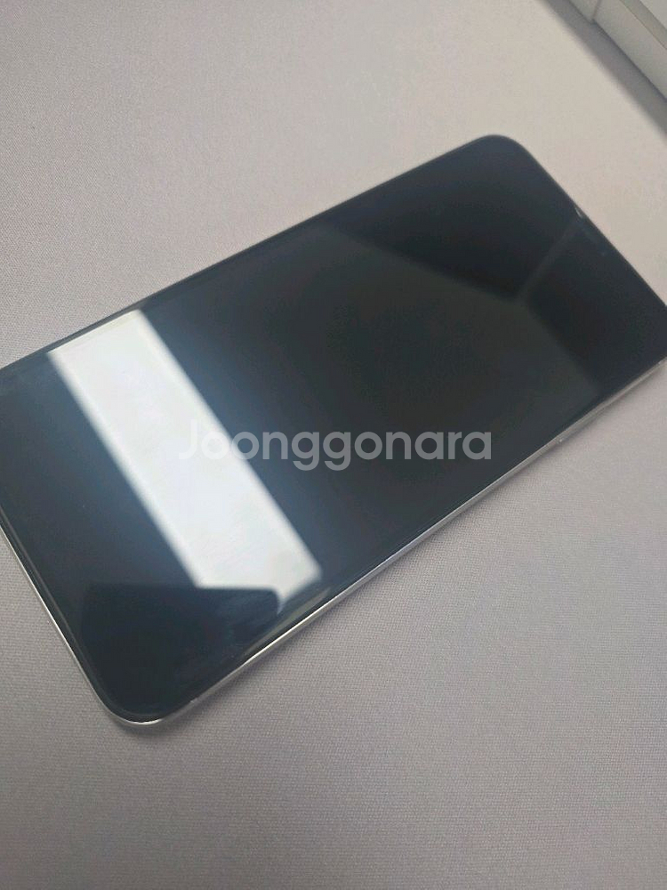 아이폰XS MAX 512GB 실버 새상품급 판매--0