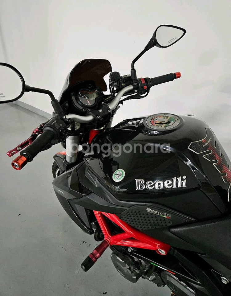 풀배기 베넬리 TNT600 팝니다--6