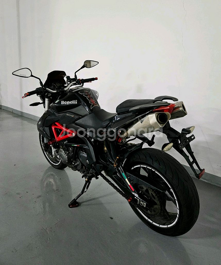 풀배기 베넬리 TNT600 팝니다--5