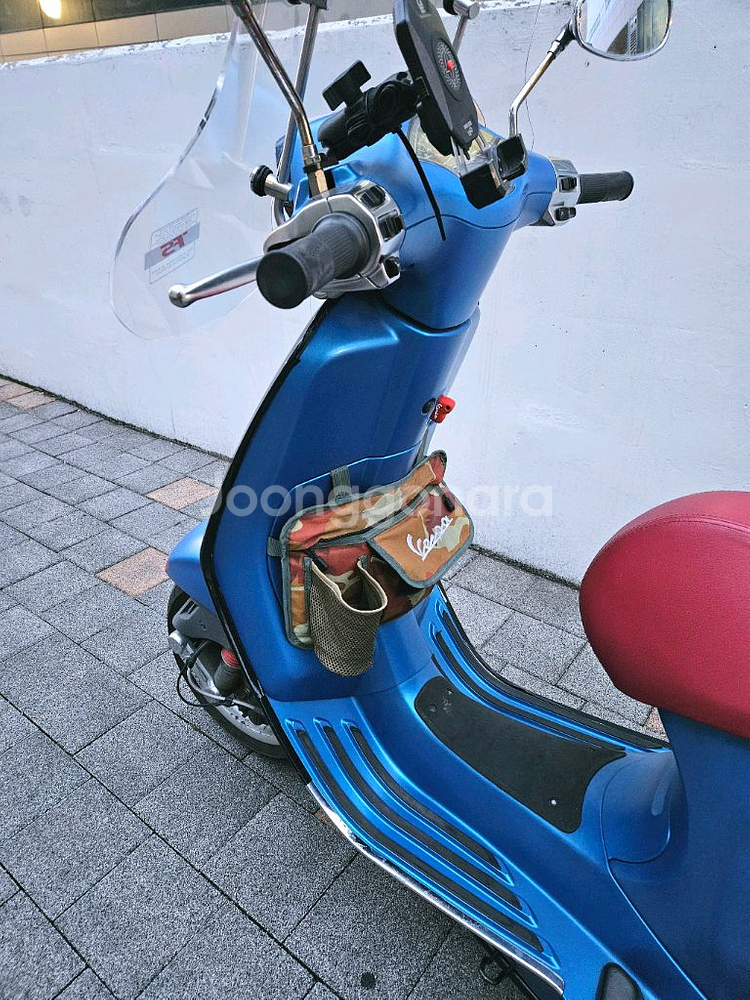 베스파 스프린트 125 ABS 무광 블루 판매합니다--9