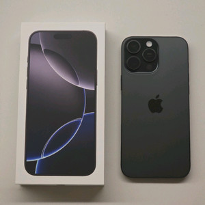 아이폰16 프로 맥스 팝니다 (블랙, 1TB)