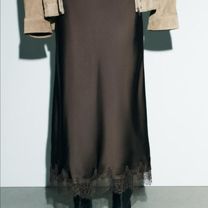 자라 새틴 레이스 미디 스커트 미듐사이즈 새상품