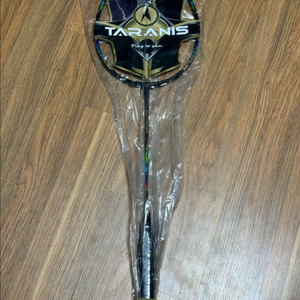 타라니스 불도저 라켓