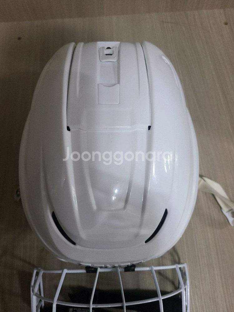 아이스하키 하이퍼라이트2 M/L 헬멧 팝니다--0