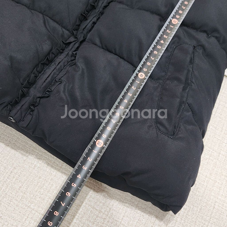 H&M 여아패딩 점퍼 블랙 140--4