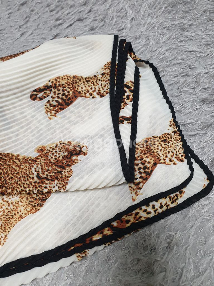 (새상품) 레오파드 머플러--1