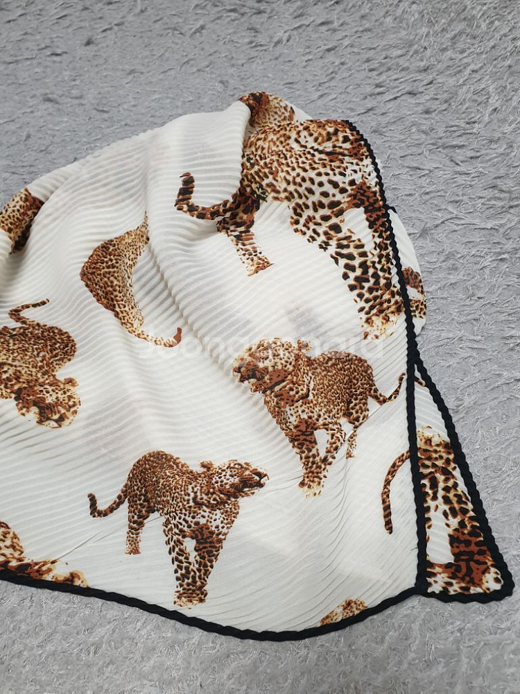 (새상품) 레오파드 머플러--2