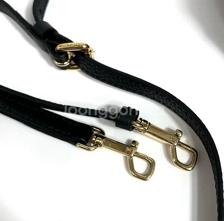 [한정] 루이비통 볼타 토뤼옹 카퓌신 금장탑핸들크로스백--6