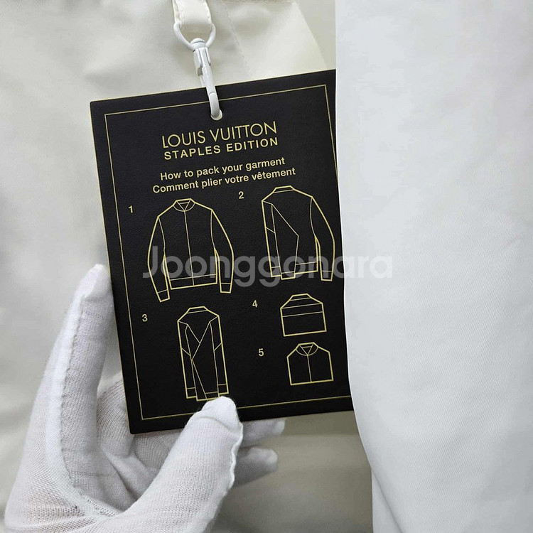 (54)루이비통 모노그램 리버서블 바람막이--5