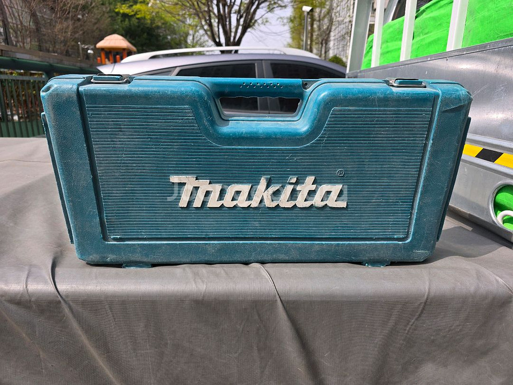 마끼다 함마드릴--0