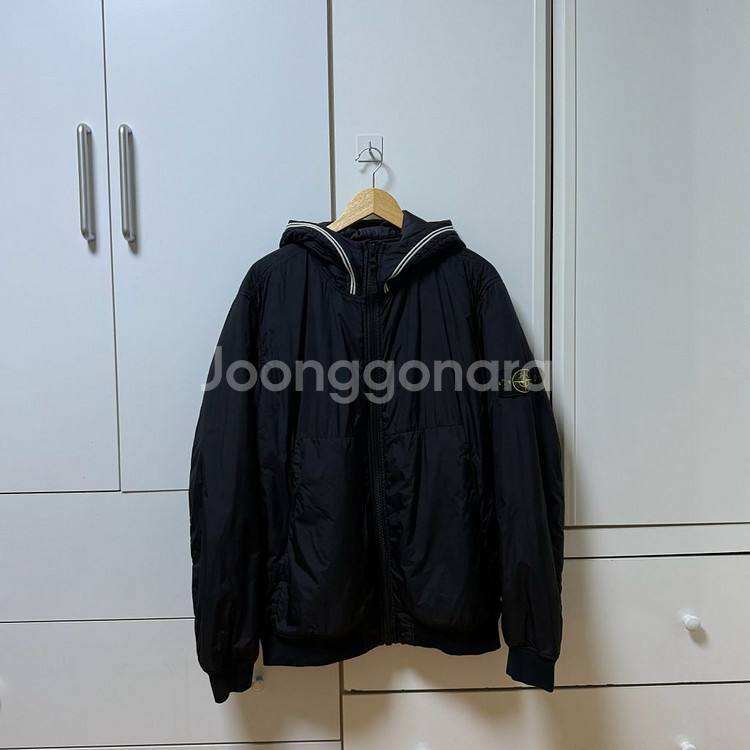 (XL)스톤아일랜드 크링클랩스 프리마로프트 후드바람막이--0