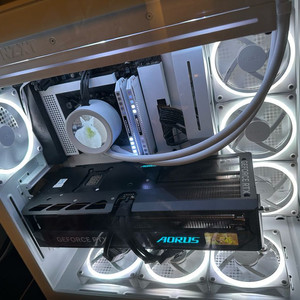 5070ti 어로스 마스터 팝니다.