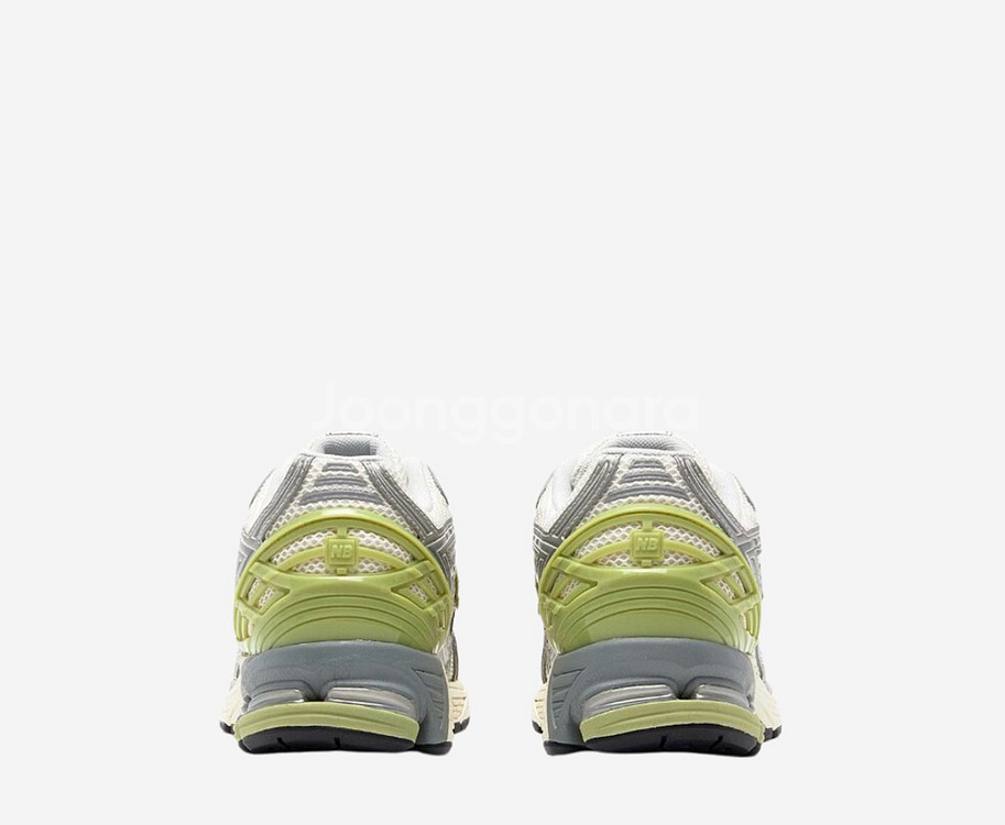New Balance 1906R Sea Salt Eve--2