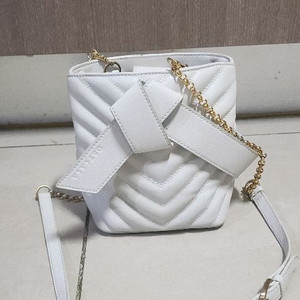 오스트카카 리카미니 체인백