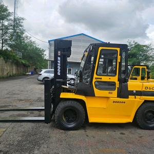중고지게차 두산 D60S 디젤 6톤 지게차(자동발)