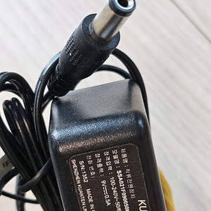 어댑터 9v0.5a