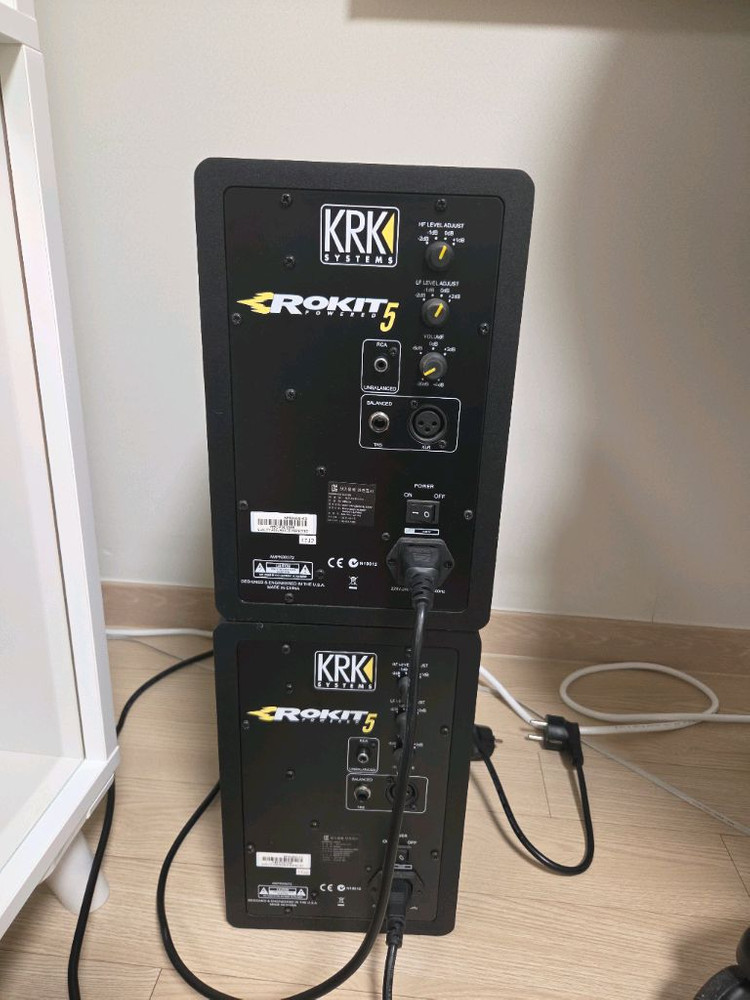 KRK Rokit5 G3 Gold Edition 이미지