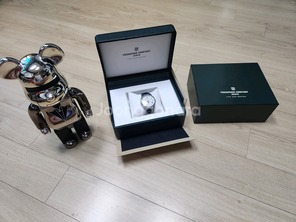 프레드릭 콘스탄트 문페이즈 시계 판매.--0