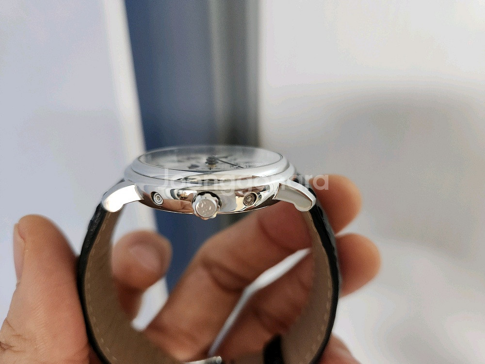 프레드릭 콘스탄트 문페이즈 시계 판매.--4