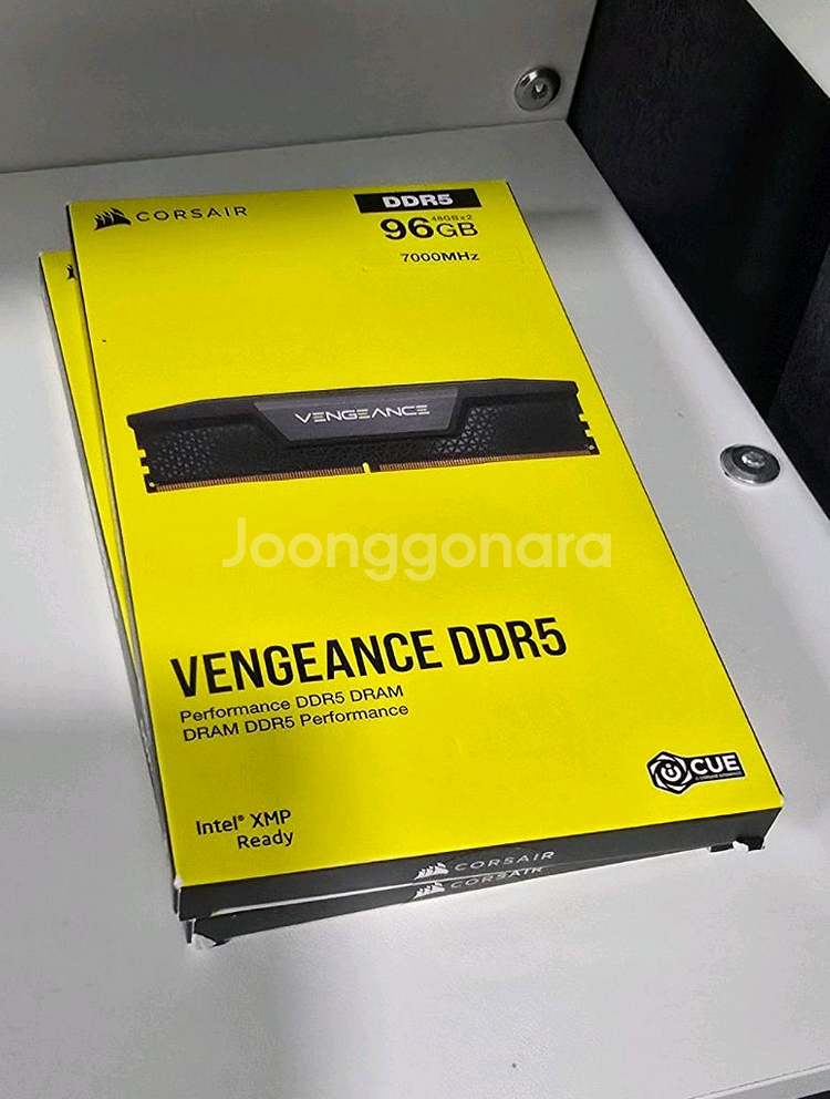 커세어 벤젠스 램 96gb 7000mhz 미개봉 팔아요--1