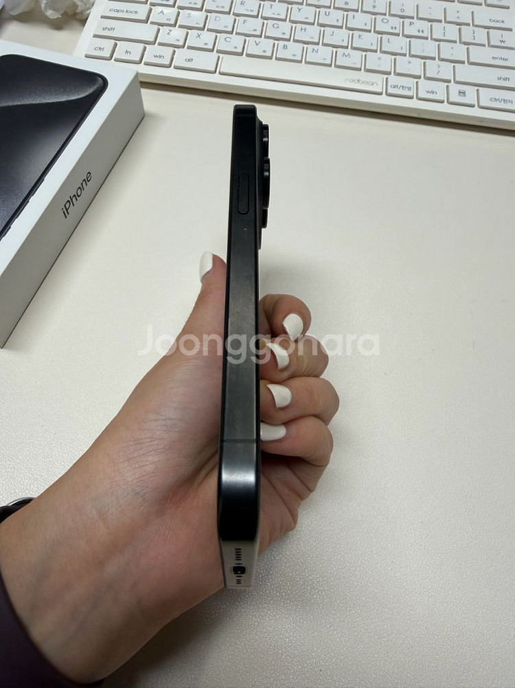 아이폰 15 Pro 블랙티타늄 256GB--10
