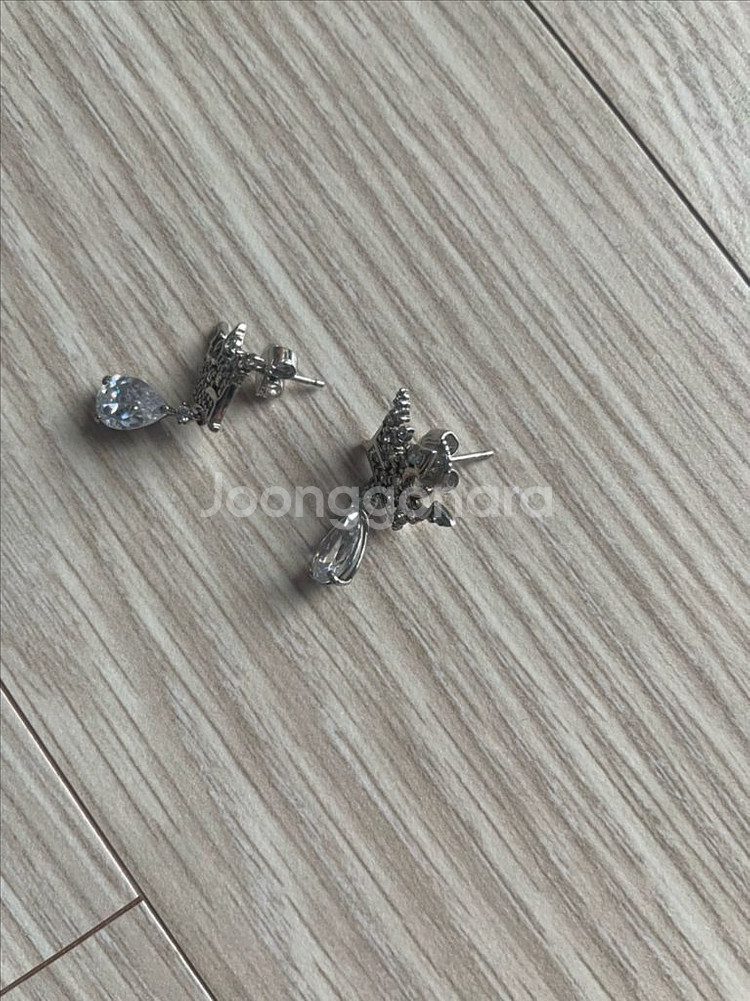 제이에스티나귀걸이--1