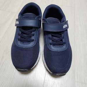 네파키즈 운동화 210