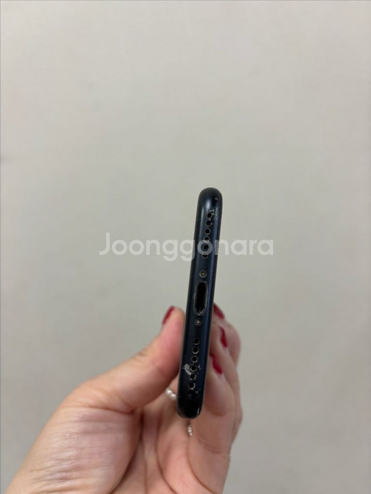 (부산중고폰) 아이폰se2 블랙 64기가 판매해요--4