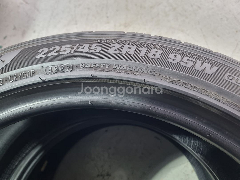 중고타이어 225 45 18인치 245 40 18인치--1