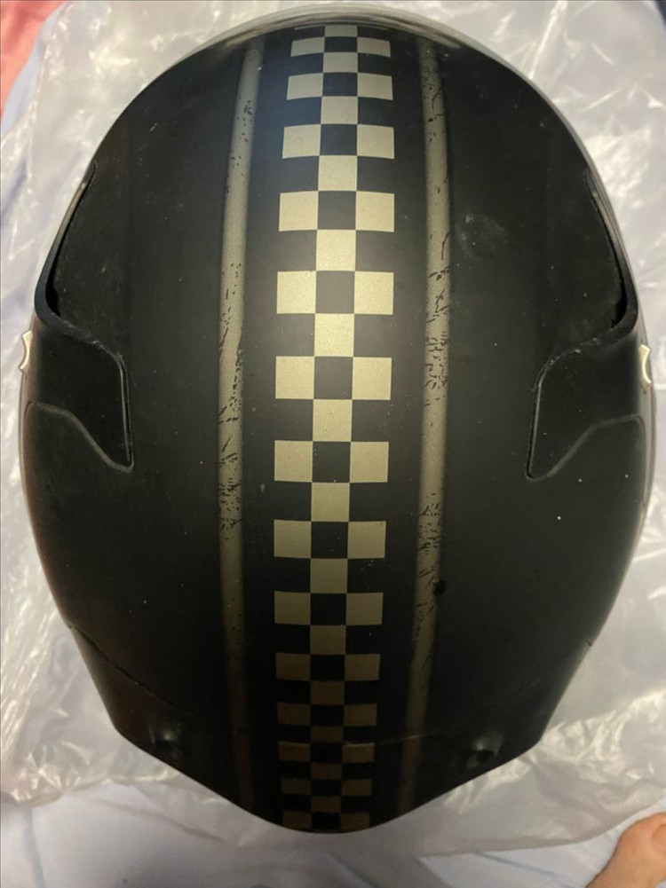 한정판 홍진 알파젯 간츠 라지 판매합니다 이미지