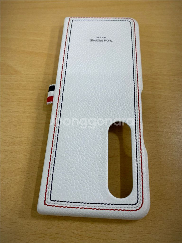 [ 추석할인 ] 갤럭시 폴드3 톰브라운 백커버 케이스--1