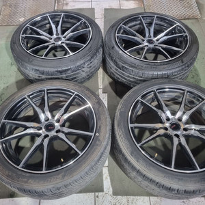 중고 사제 아비드 19인치 휠타이어 245 45 19인