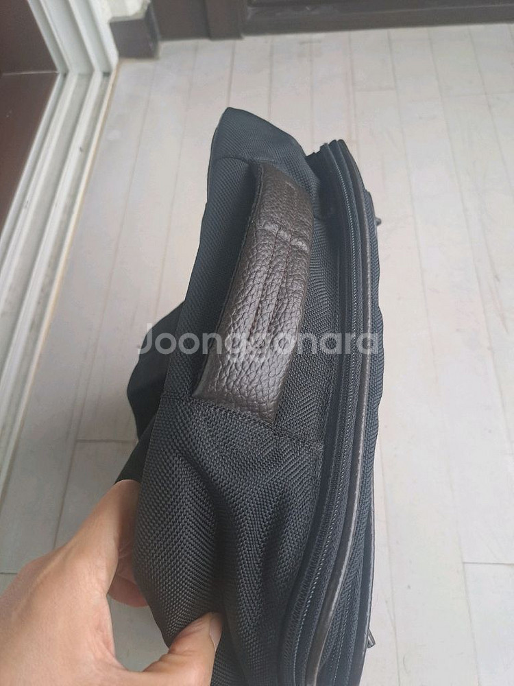 닥스 블랙 백팩--3