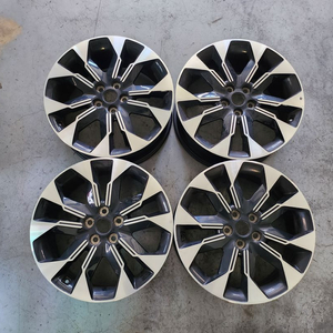 카니발 KA4 19인치 순정휠 중고휠 팝니다