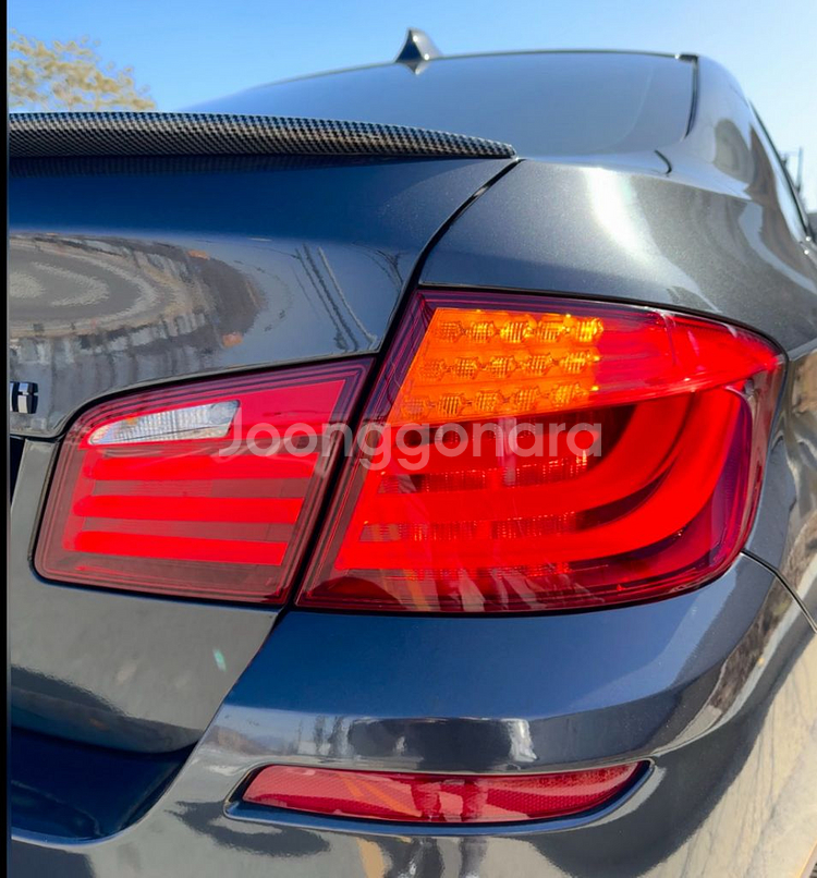 BMW F10 전기형(12년식)테일램프 세트 팝니다.--2