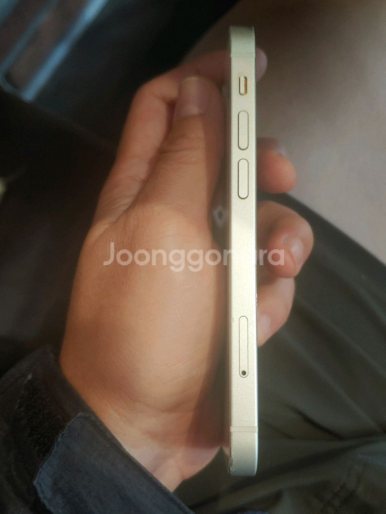아이폰12 미니 64기가 화이트 팝니다.--5