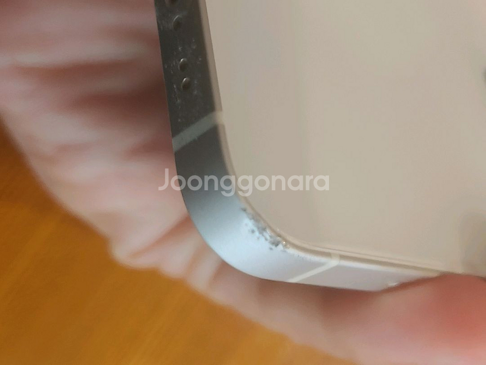 아이폰12 미니 64기가 화이트 팝니다.--7