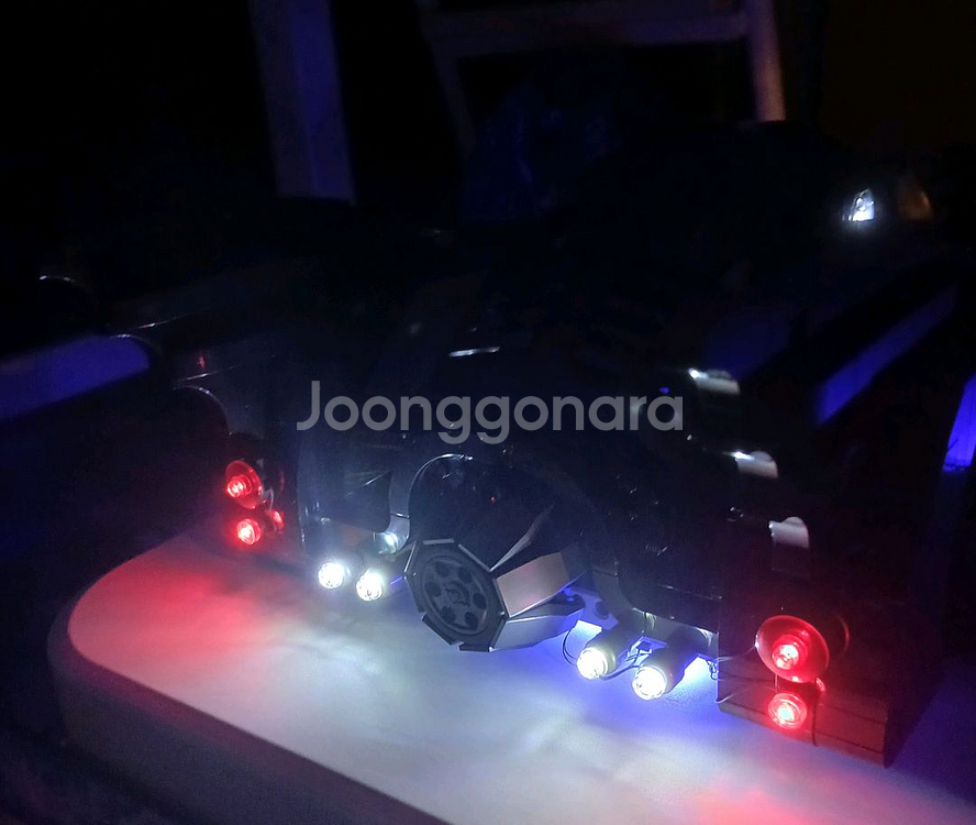 레고 76139 1989 배트모빌+LED 완성품 팝니다--6