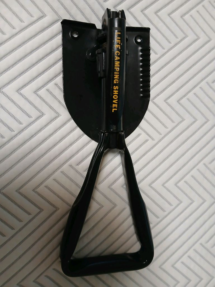 (골동품)휴대용3단 야전삽(DIGI LOCA 제품) 팝니다--1