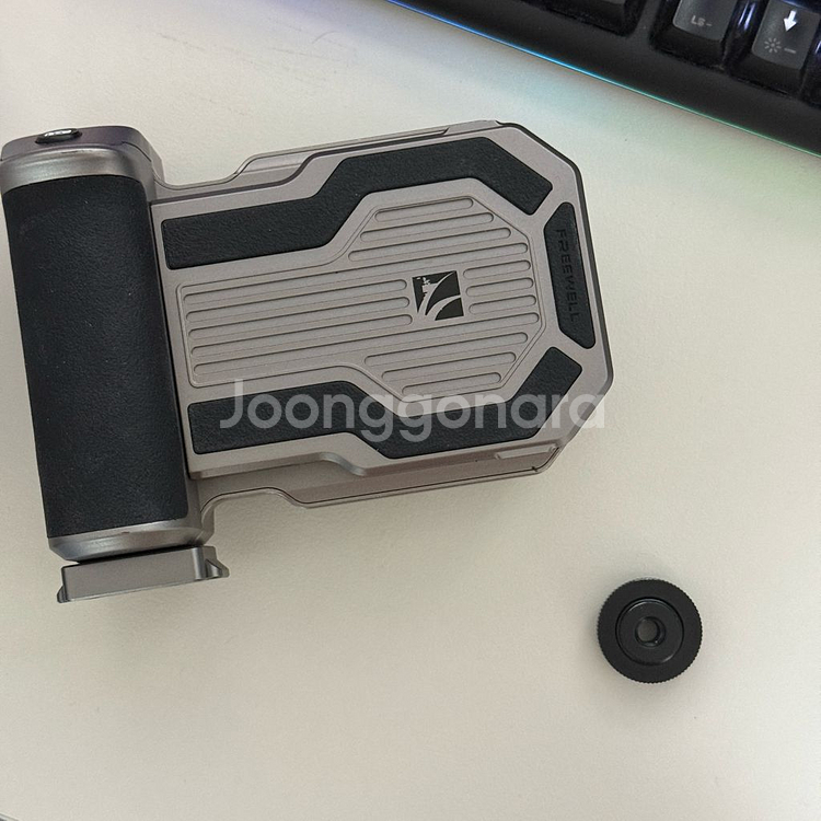 Freewell ssd hub + ssd 2tb--2